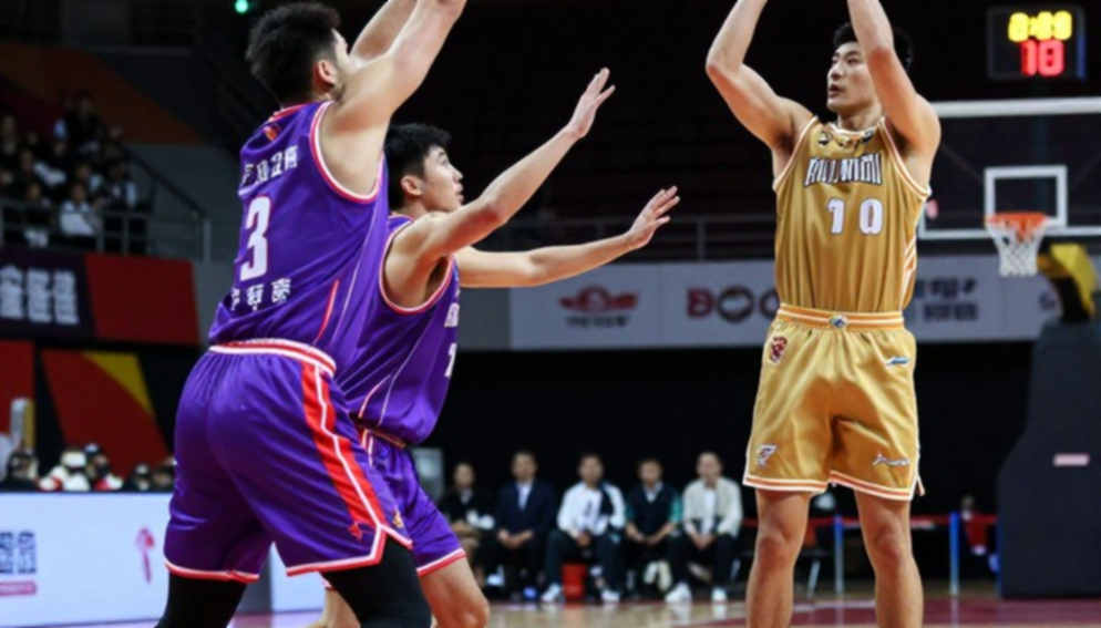 Hai con đường gặp nhau: Khi Việt Nam giữ lửa V-League, Philippines mang về những đứa con xa xứ
