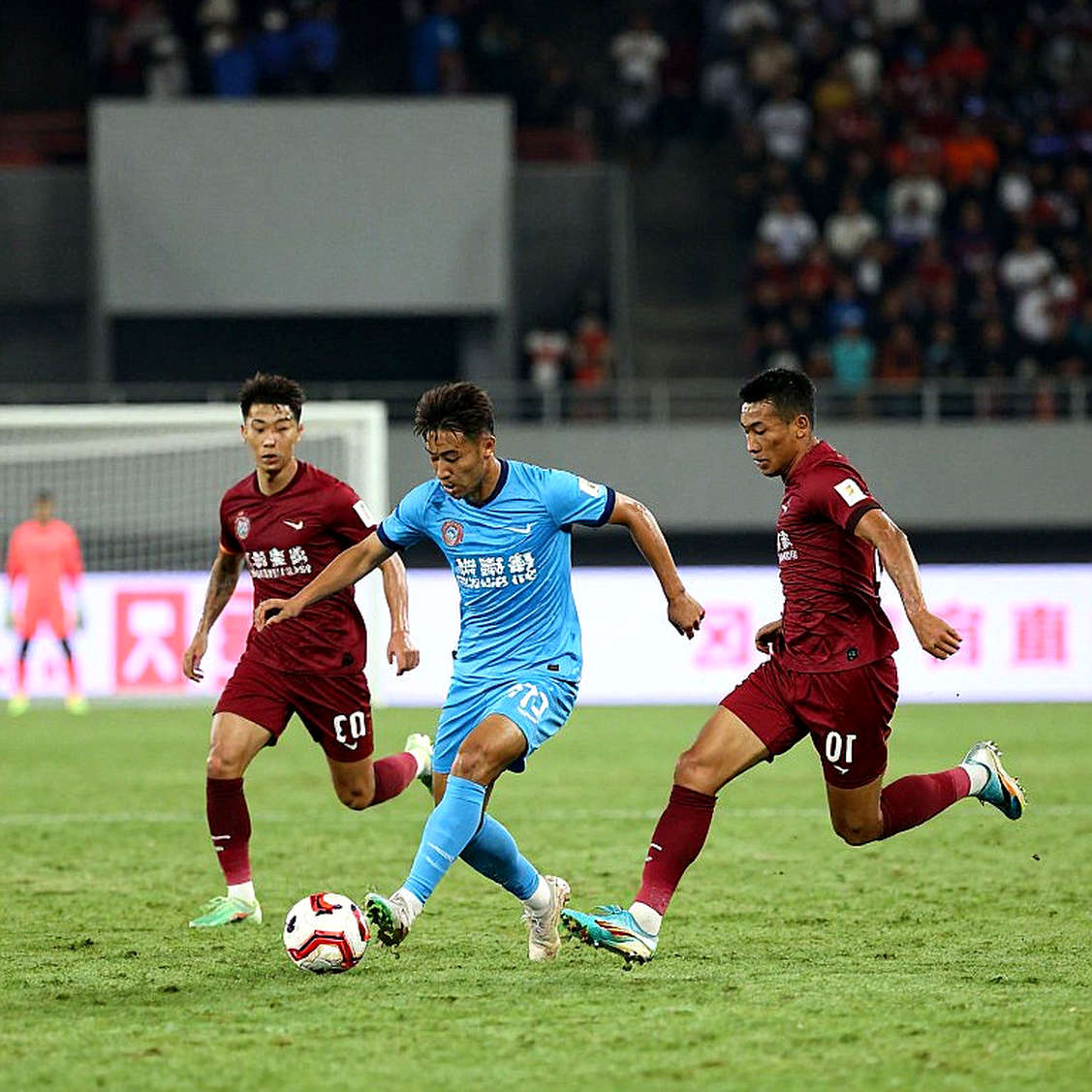 Bạo lực sân cỏ V-League: Án phạt là phần ngọn, tầng huấn luyện trẻ mới là gốc