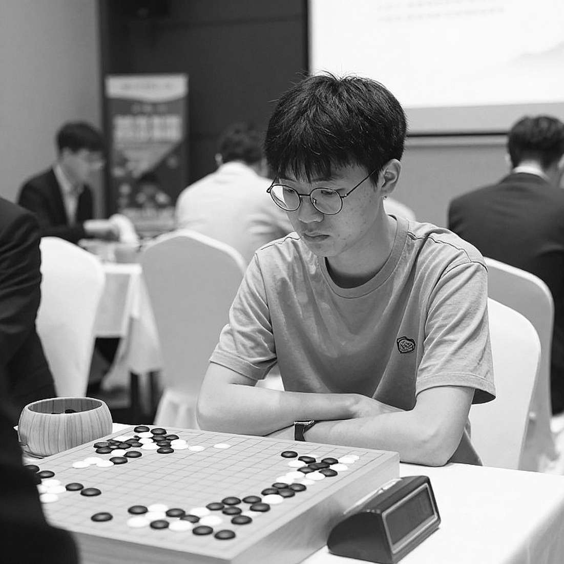 Atyrau Masters và ChessBase Magazine #225: Khi tin tức chỉ chiếm 1 trong 13 điểm dữ liệu