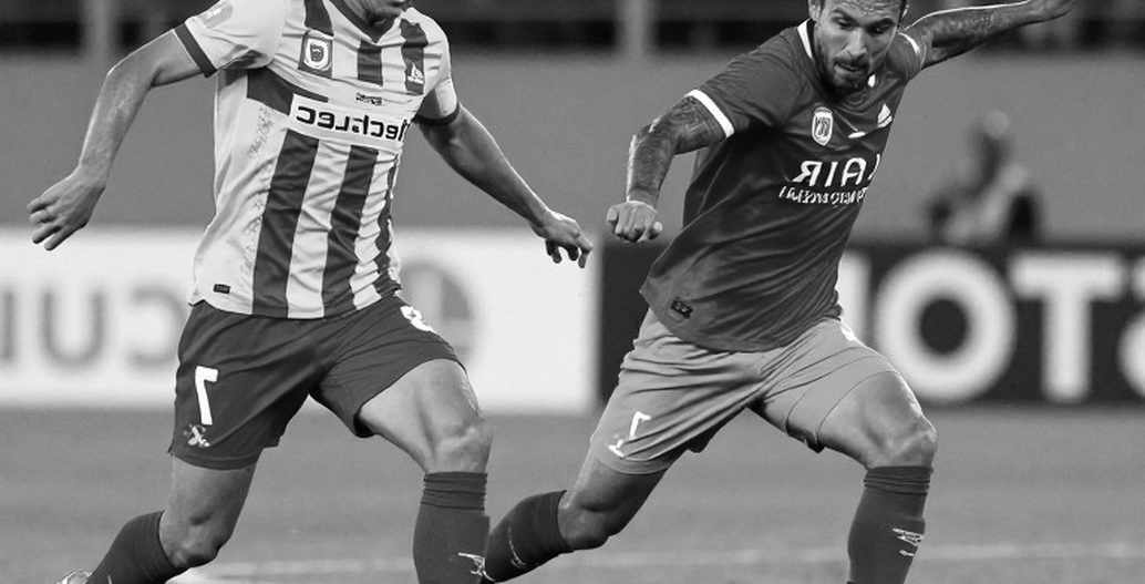 Nhịp đập không lên hình: Chuyện V.League kể từ phòng thay đồ