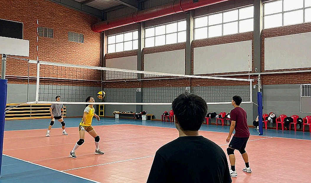 Anh em nhà Likhatskyi và bài học từ một trận thua mở màn: Khi bóng chuyền bãi biển bắt đầu biết đếm nhịp