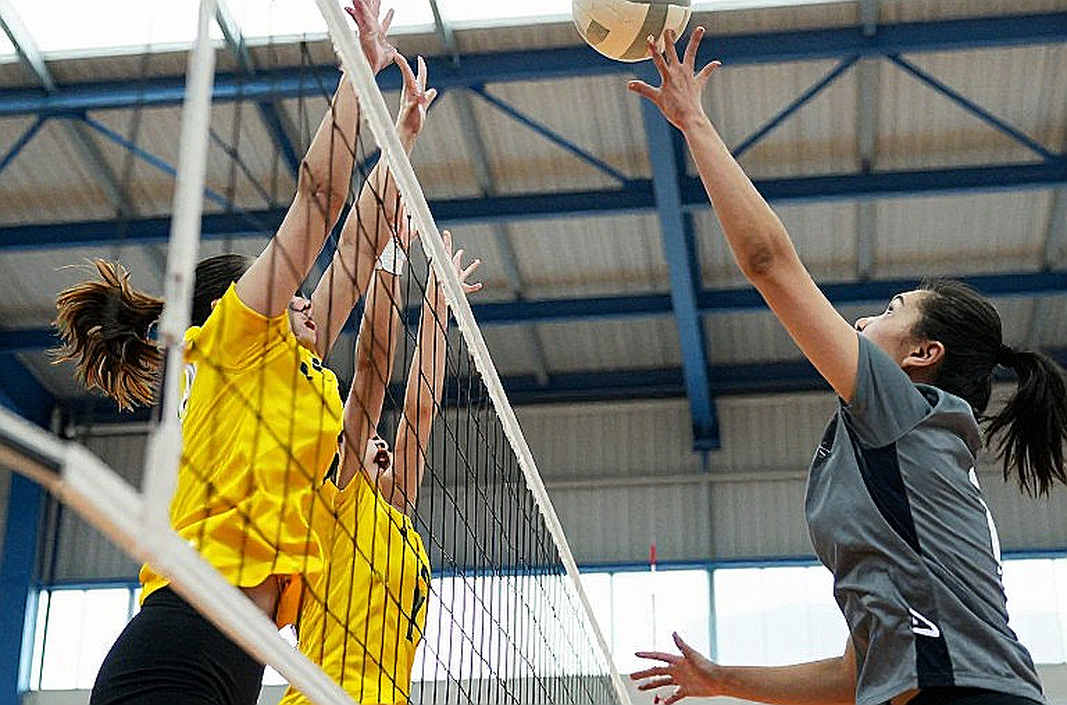 Suhl lần đầu vô địch Siêu cúp bóng chuyền nữ Đức: Ba set toàn thắng cách biệt 2 điểm trước Dresden