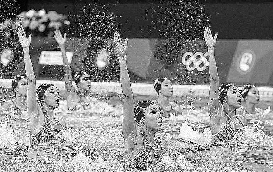 Alicia Arias Garcia: Nữ bơi lội Mexico hoàn thành Triple Corona, kết hợp sự nghiệp tài chính đỉnh cao với kỷ lục bơi lội đường dài