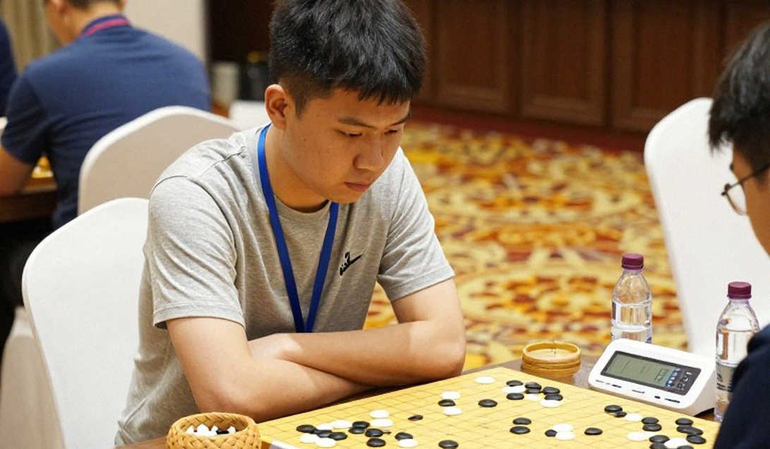 Khai cuộc Scotland: cú sốc Kasparov năm 2026 và chỉ dẫn thực chiến của Adrian Mikhalchishin