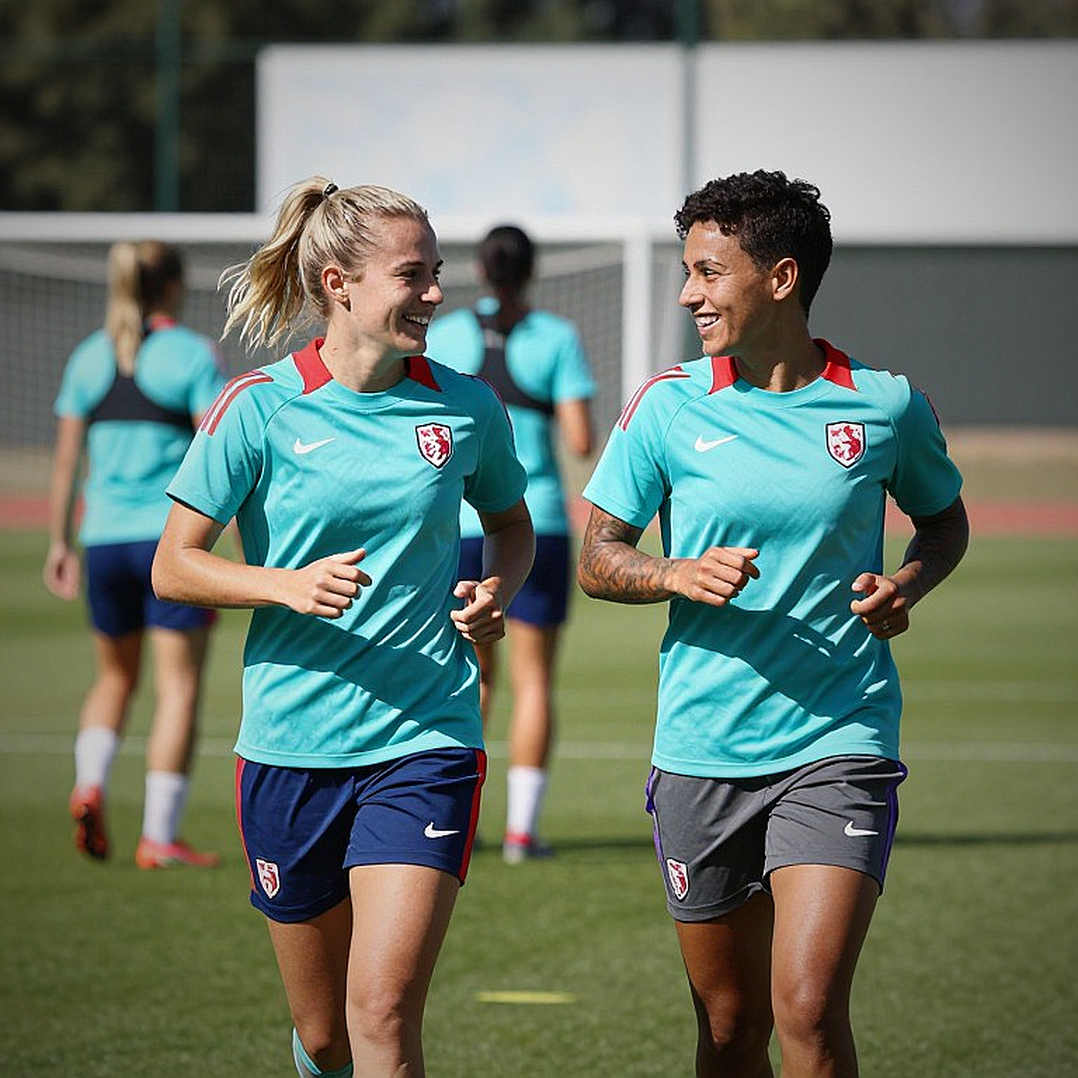 Raphinha and Vinícius Júnior: Two Brazilians, One Season, and Seven Matches That Prove Nothing Yet Raphinha and Vinícius Júnior: Two Brazilians, One Season, and Seven Matches That Prove Nothing Yet